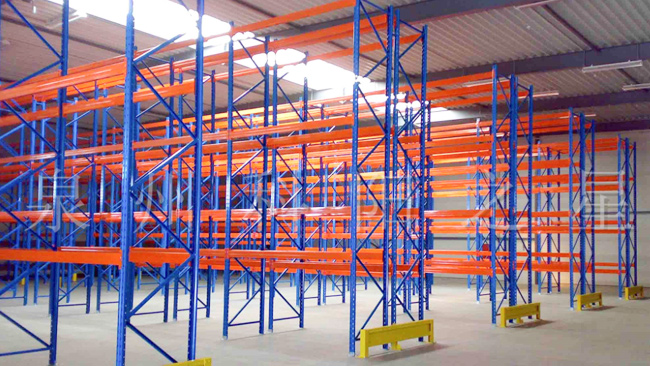 橫梁式貨架為什么更受電商企業青睞？